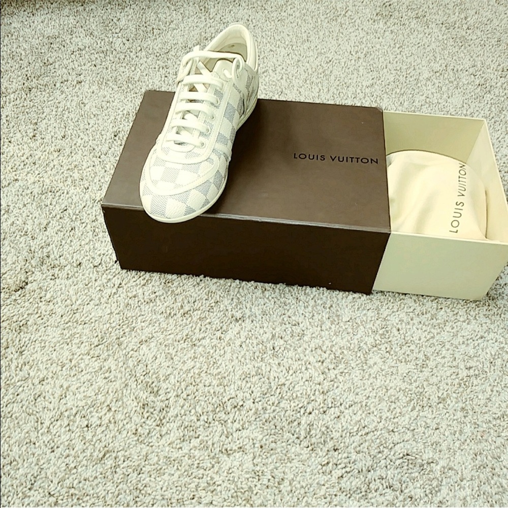 Louis Vuitton Sneaker